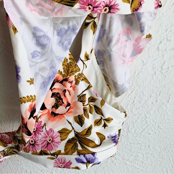Tori Praver Valentina Hollywood Floral Ruffle Bikini Top in Star Sz Medium - Picture 5 of 6